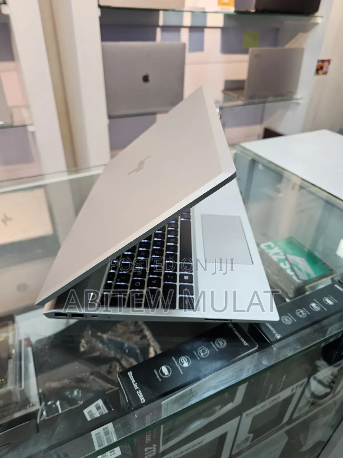 New Laptop HP 15-Dy1032wm 16GB Intel Core I7 SSD 512GB