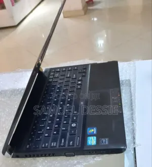 Laptop Toshiba Portege R930 4GB Intel Core I5 HDD 500GB