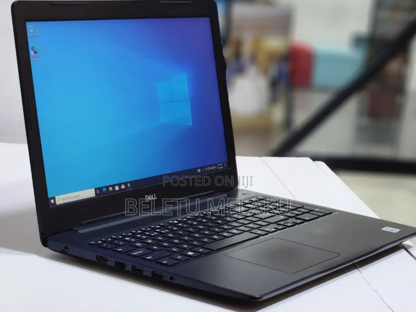 New Laptop Dell Vostro 15 3000 8GB Intel Core I5 SSD 512GB