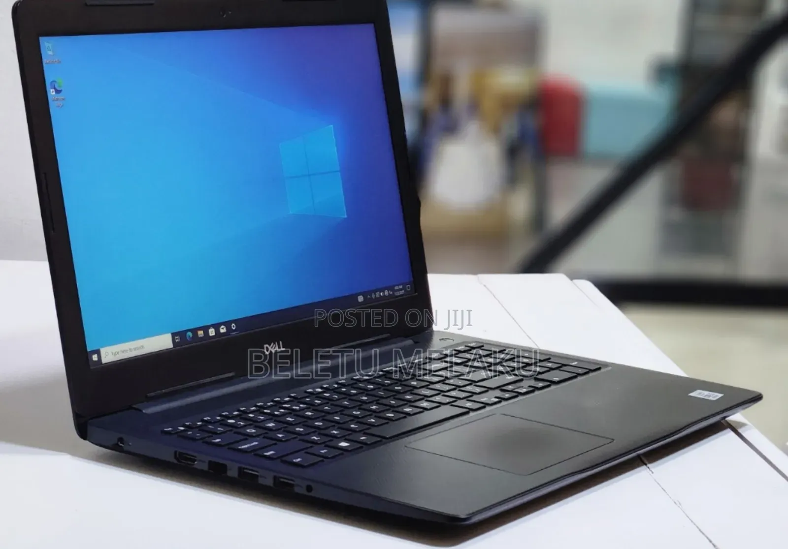 New Laptop Dell Vostro 15 3000 8GB Intel Core I5 SSD 512GB