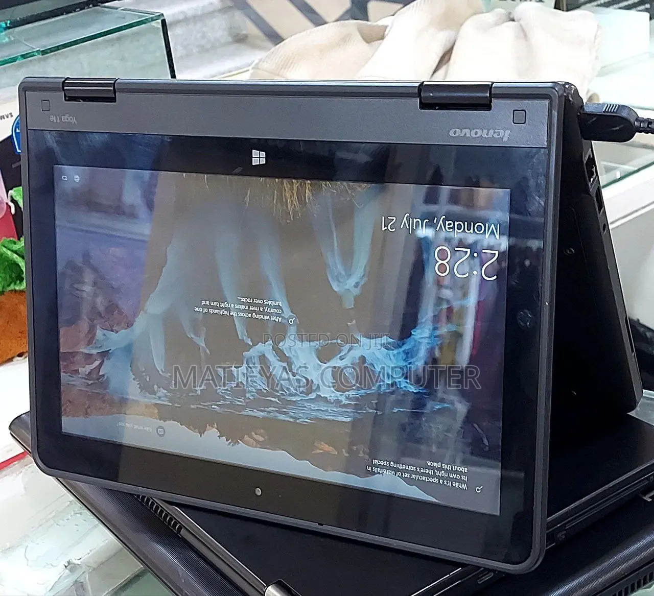 New Laptop Lenovo Yoga 11e 4GB HDD 500GB