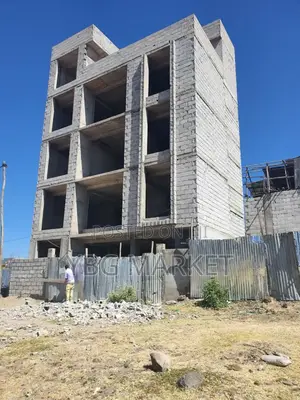 4bdrm House in Yeka for sale