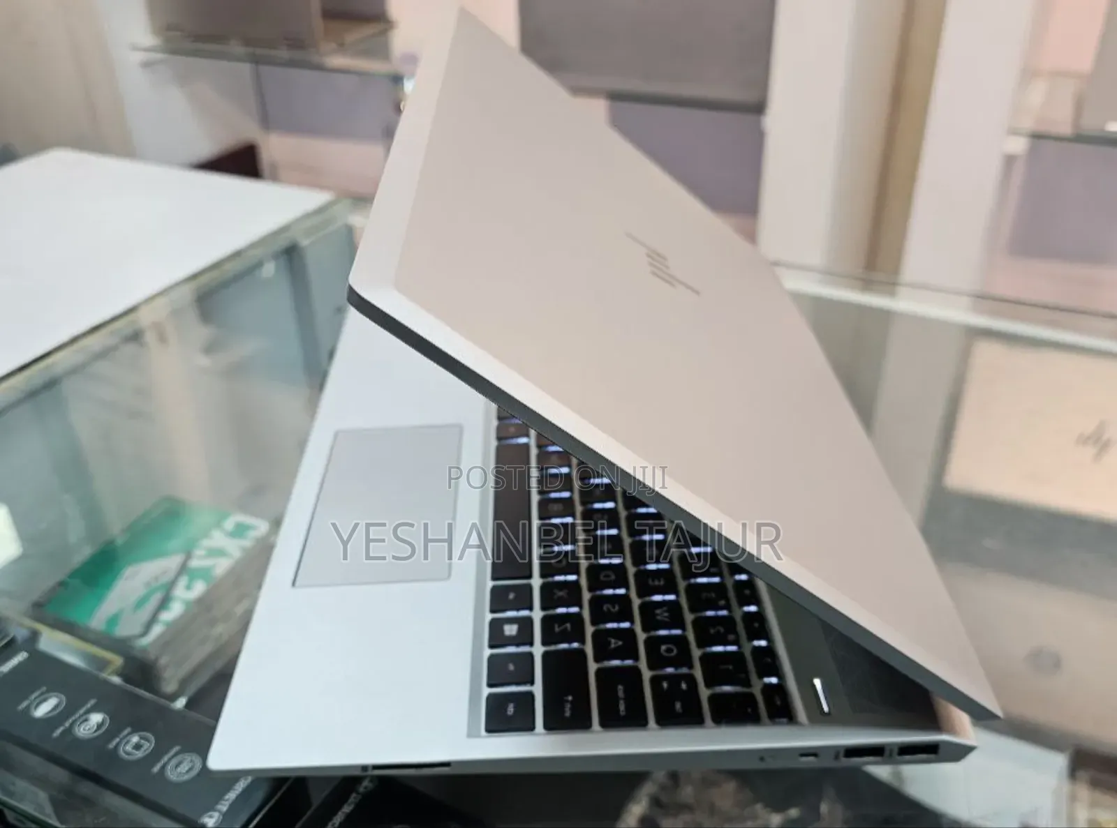 New Laptop HP 16GB Intel Core I7 SSD 512GB