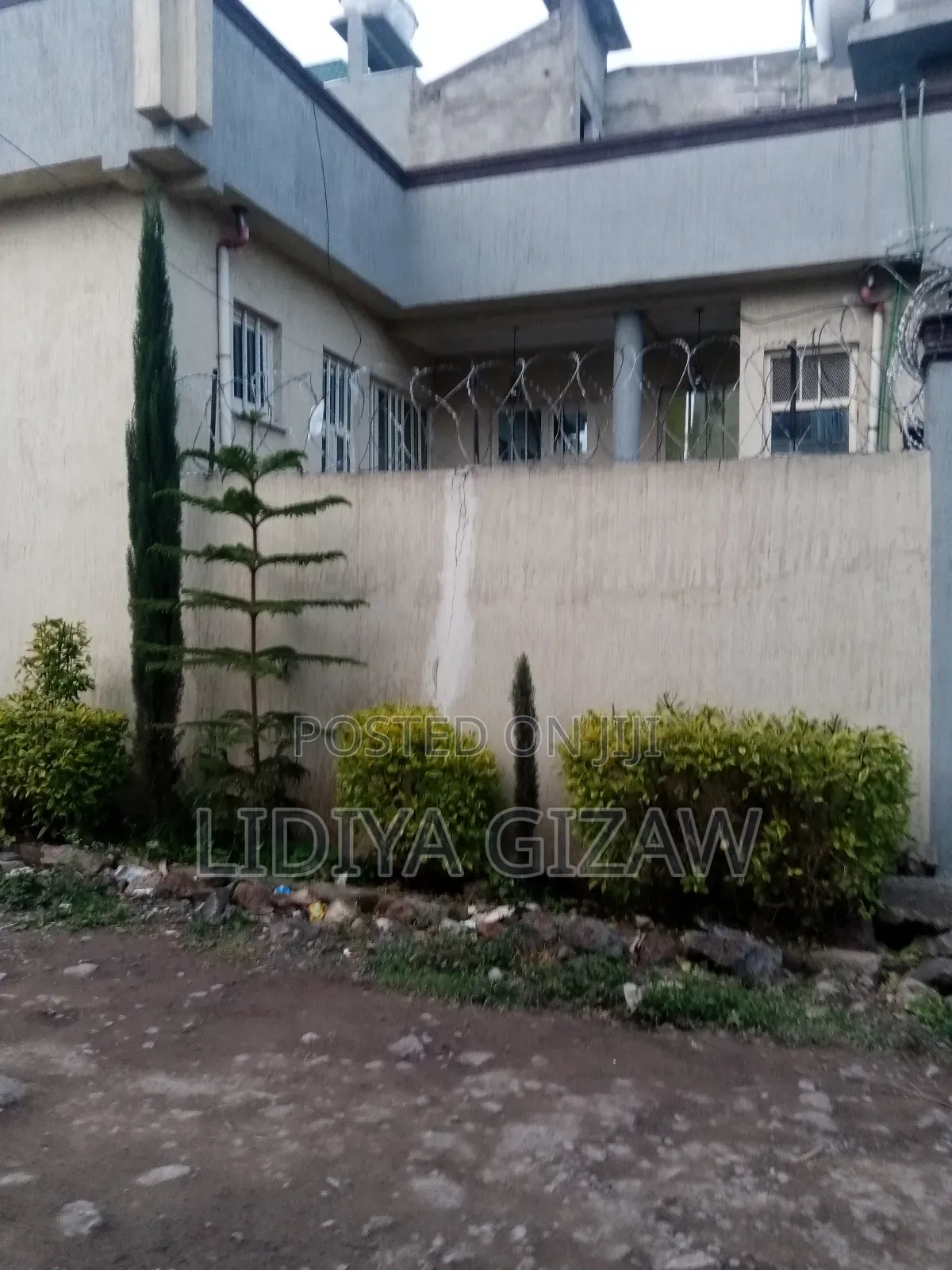 Furnished 2bdrm House in Akaky Kaliti for sale