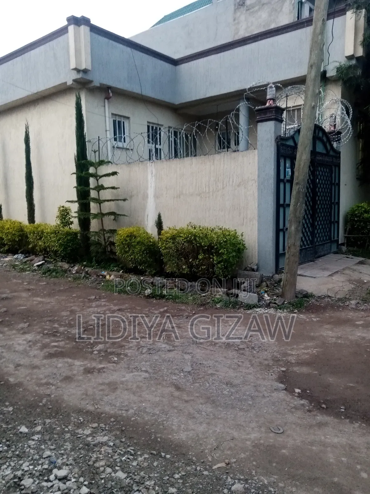 Furnished 2bdrm House in Akaky Kaliti for sale