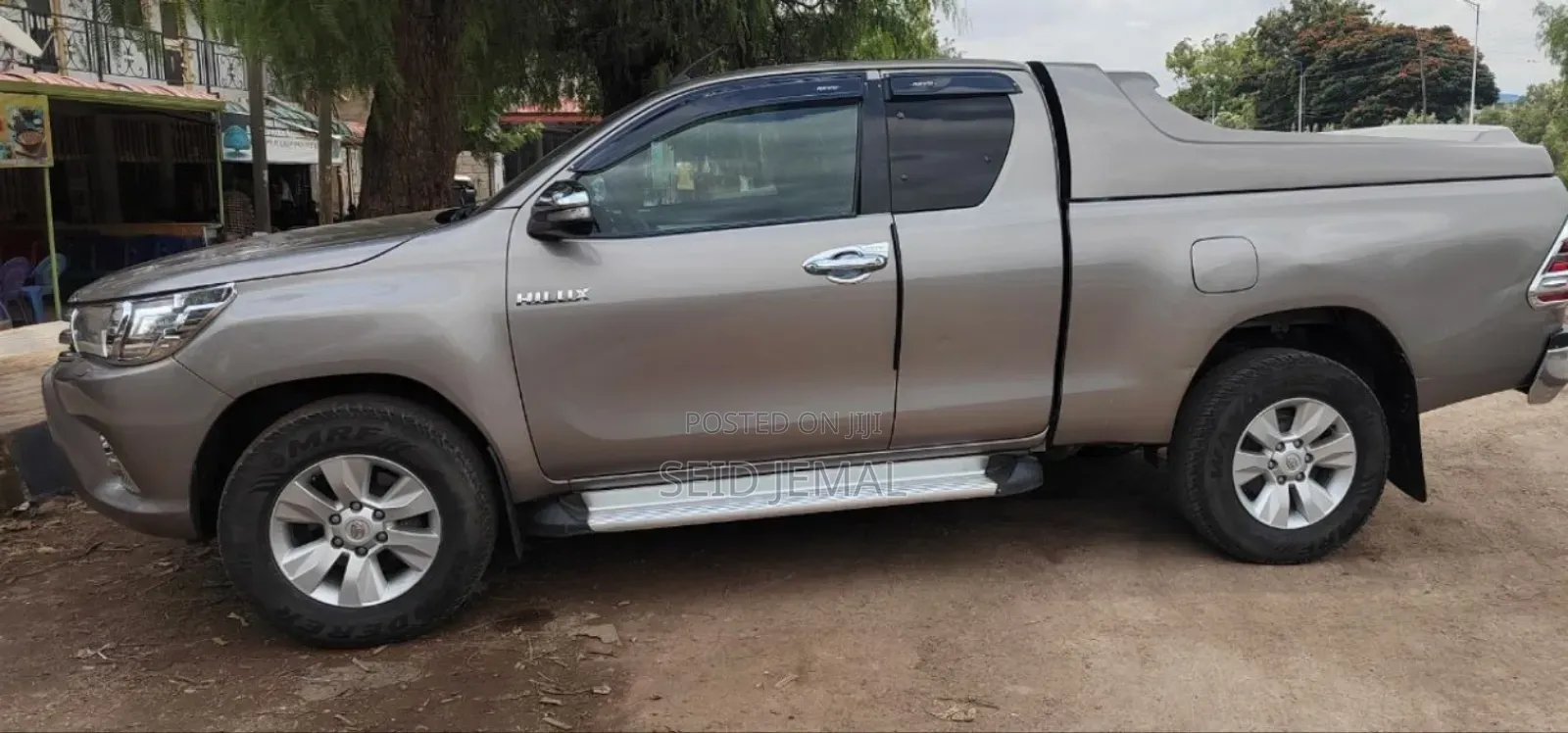 Toyota Hilux 2017 Brown