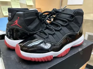 Men's J11 Retro Shoe