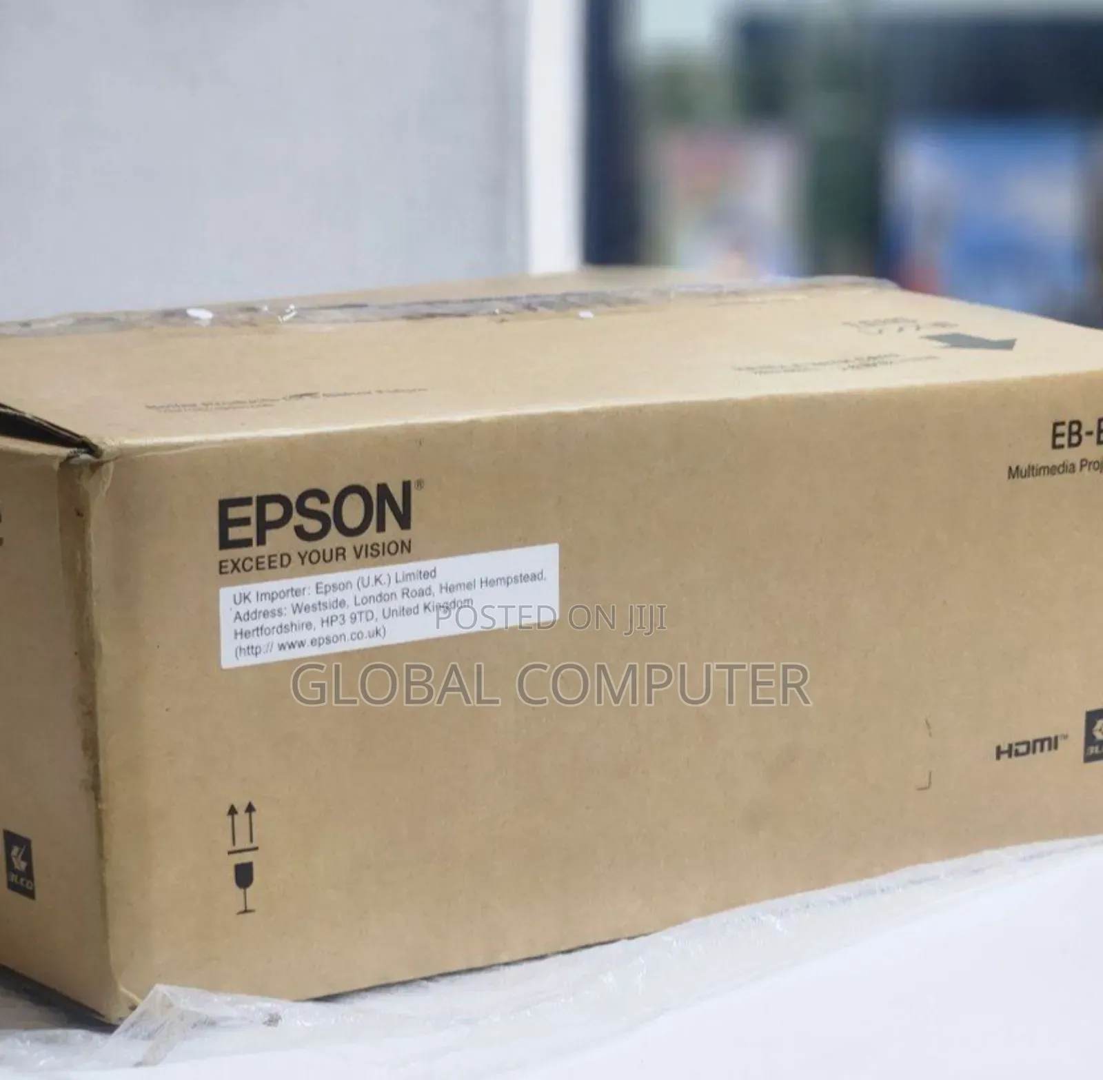 Epson Eb E01