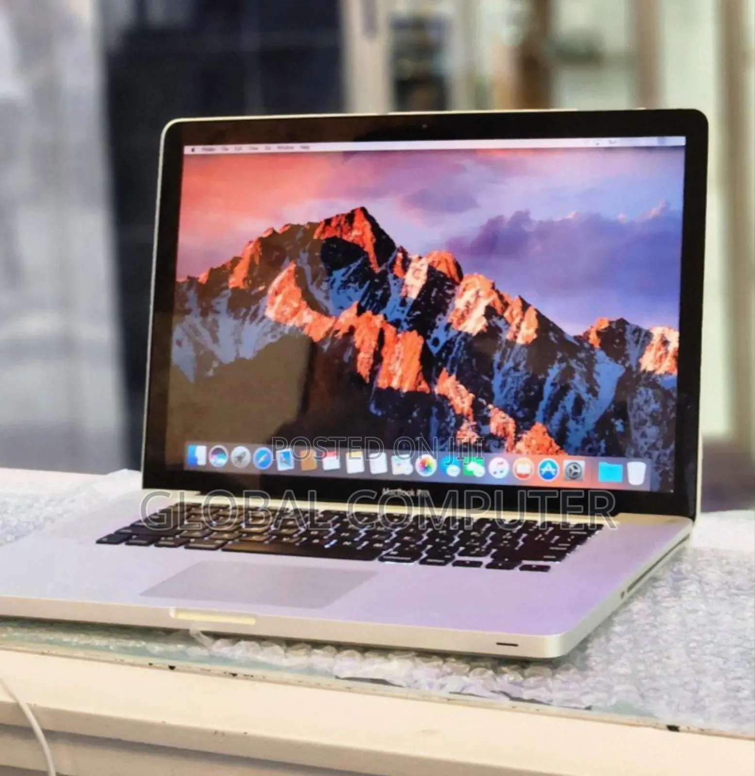 Laptop Apple MacBook 2010 4GB Intel Core I7 SSD 512GB