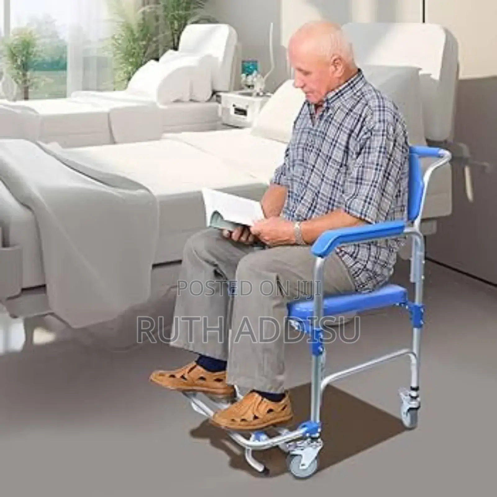 Commode Four Wheel Chair崗哨poty Medical Toilet Wheelchair
