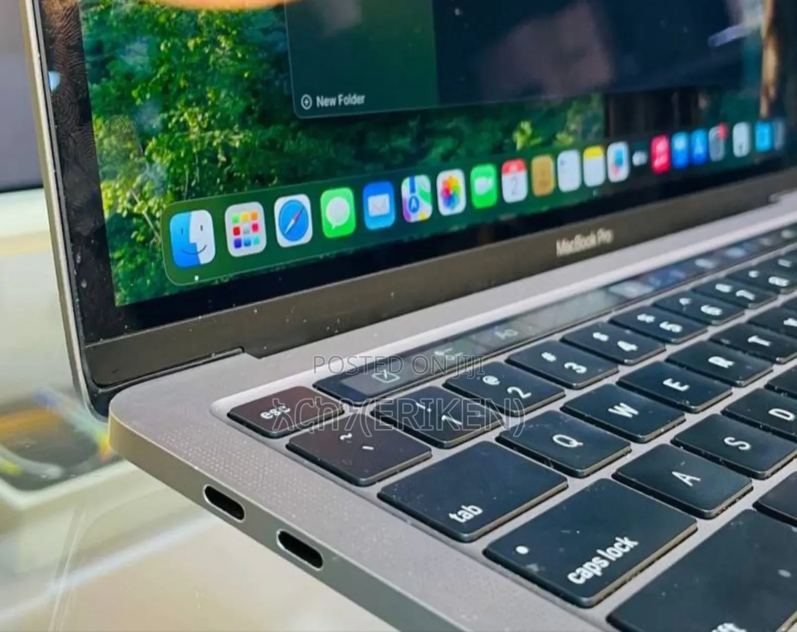 New Laptop Apple MacBook Pro M1 8GB Apple M1 Pro SSD 256GB