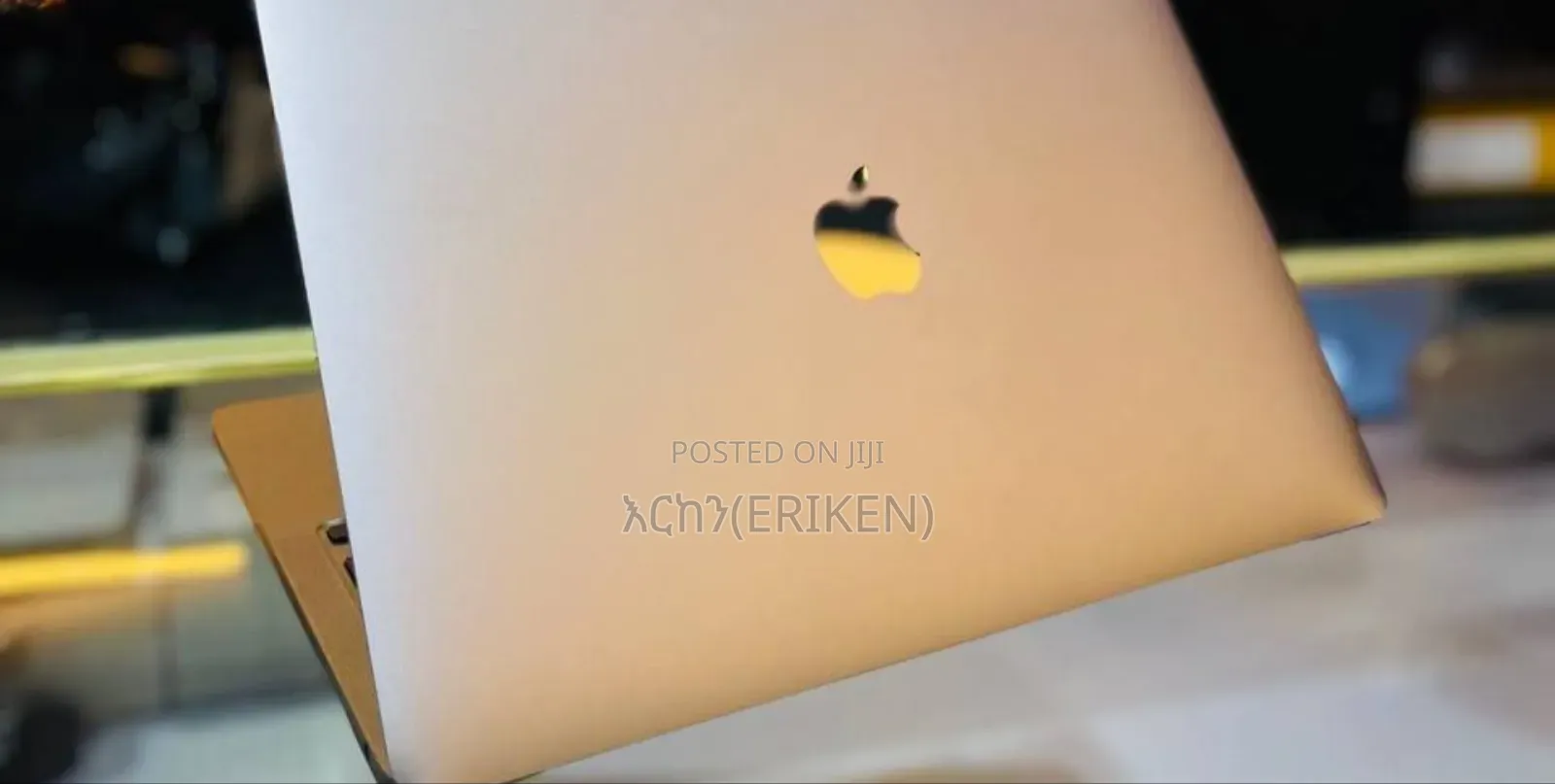 New Laptop Apple MacBook Pro M1 8GB Apple M1 Pro SSD 256GB