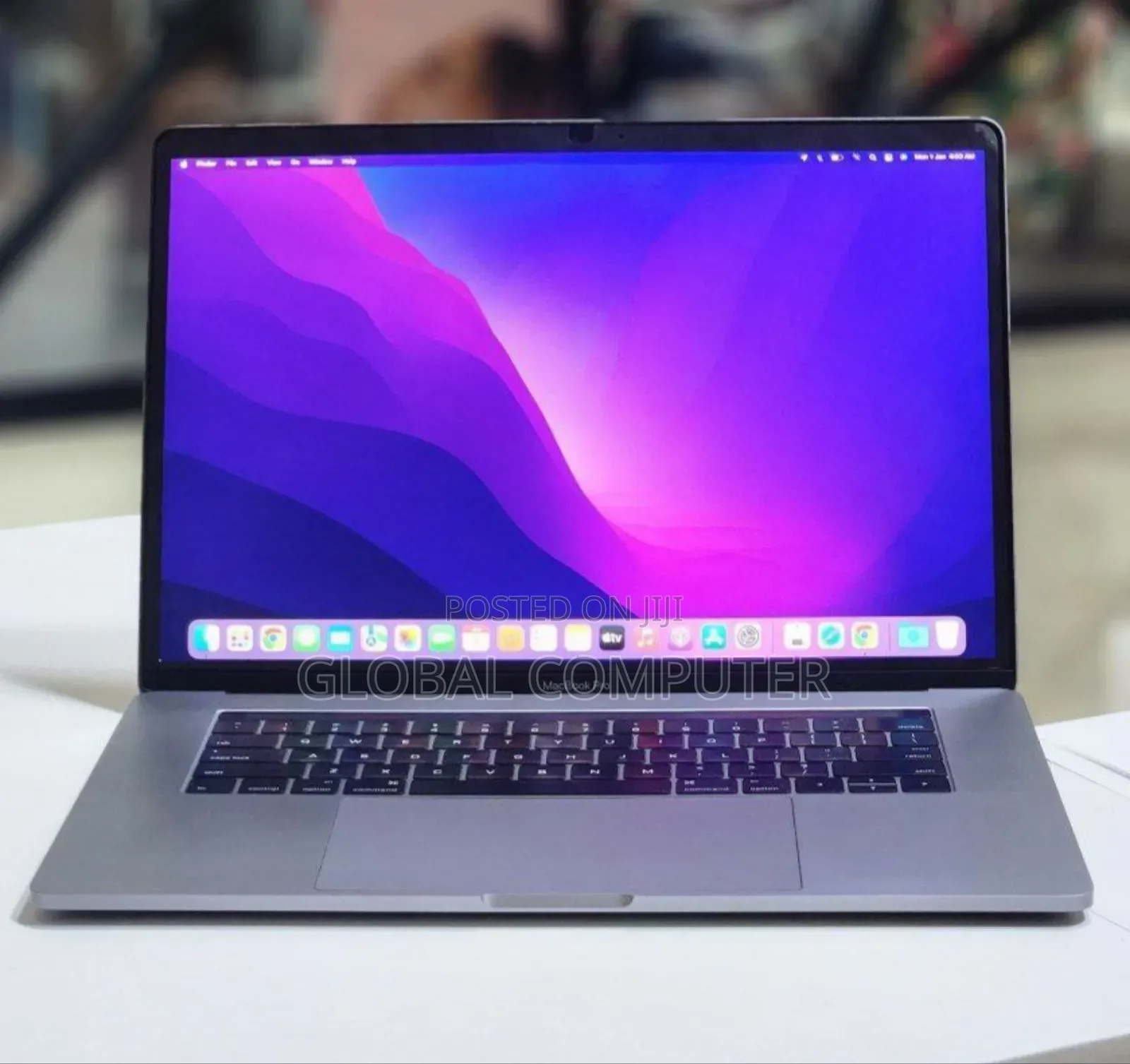 New Laptop Apple MacBook Pro 2016 16GB Intel Core I7 SSD 256GB