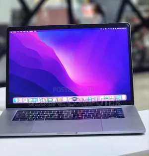 New Laptop Apple MacBook Pro 2016 16GB Intel Core I7 SSD 256GB