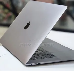 New Laptop Apple MacBook Pro 2016 16GB Intel Core I7 SSD 256GB