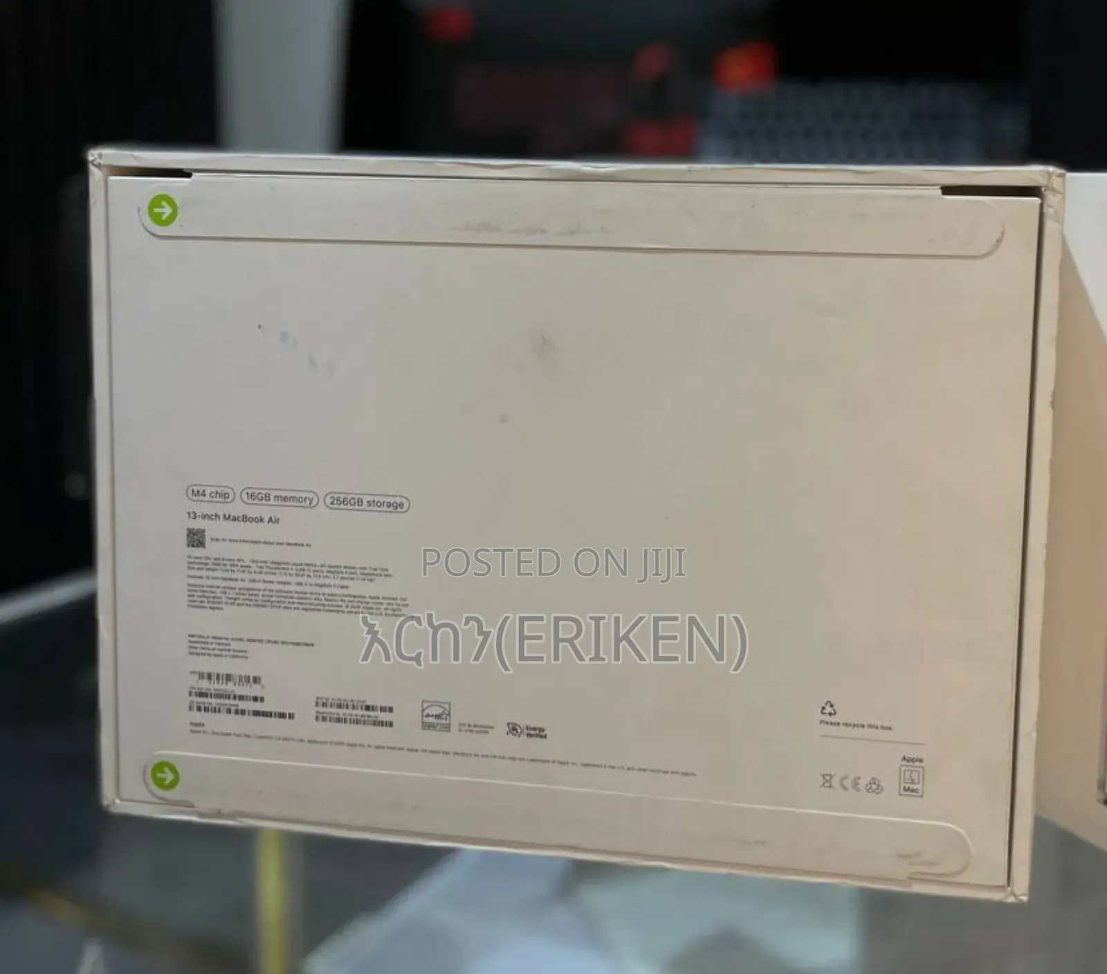 New Laptop Apple MacBook Air 2025 M4 13-Inch 16GB Apple M4 SSD 256GB