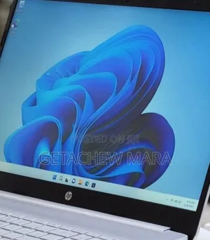 New Laptop HP Stream Notebook 16GB Intel Core I7 SSD 512GB