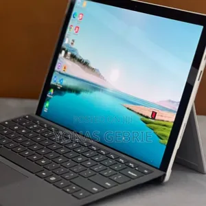 New Laptop Microsoft Surface 8GB Intel Core I5 SSD 256GB