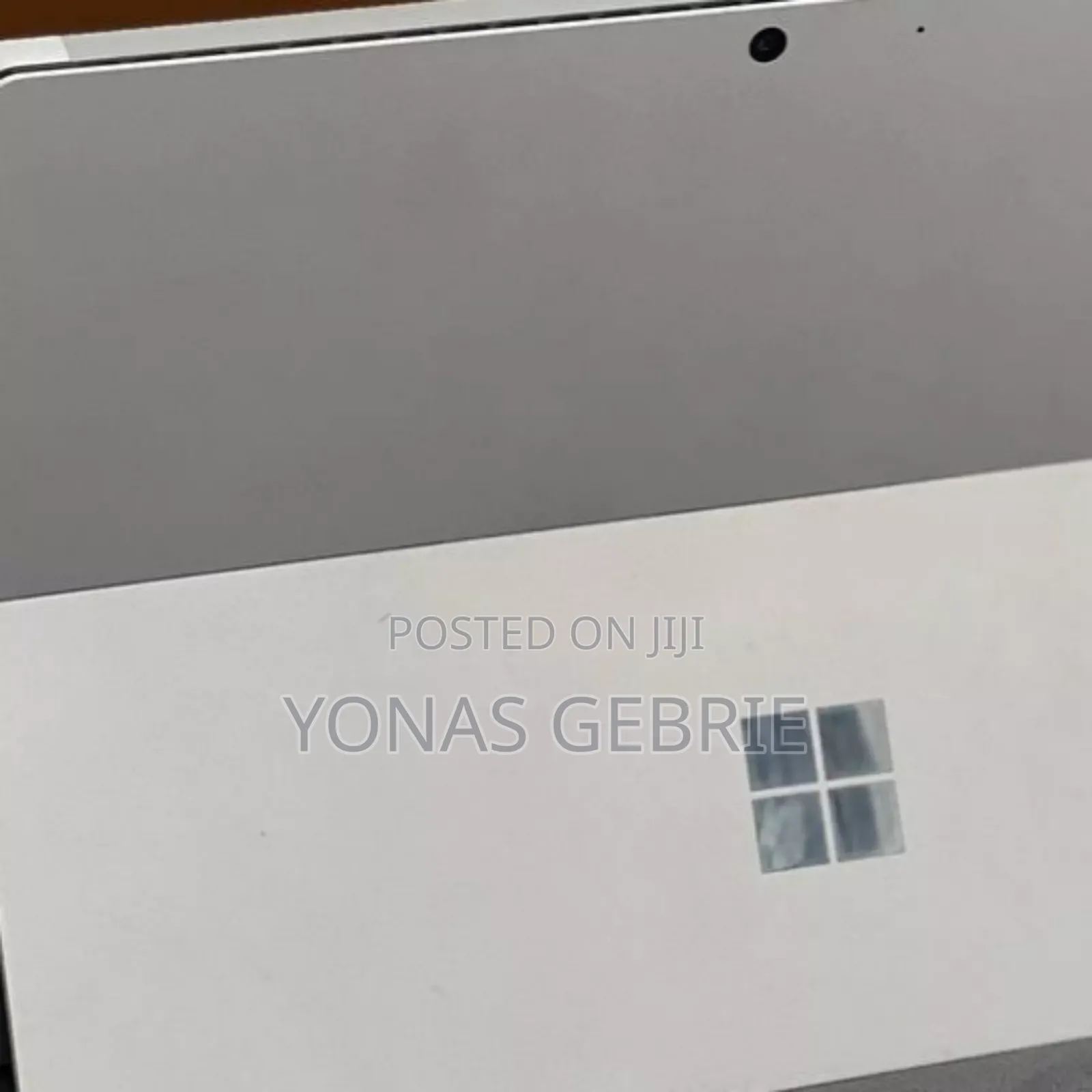 New Laptop Microsoft Surface 8GB Intel Core I5 SSD 256GB