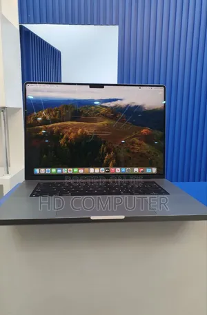 New Laptop Apple MacBook Pro 2021 M1 16GB Apple M1 Pro SSD 1T