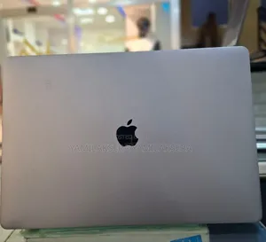 New Laptop Apple MacBook Pro 2019 32GB Intel Core I9 SSD 1T