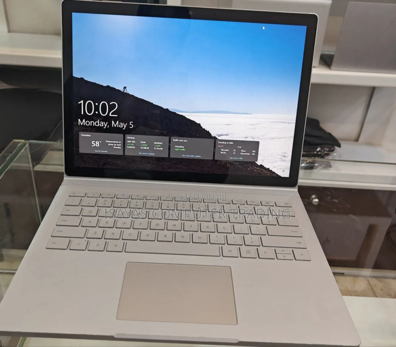 New Laptop Microsoft Surface 16GB Intel Core I7 SSD 256GB