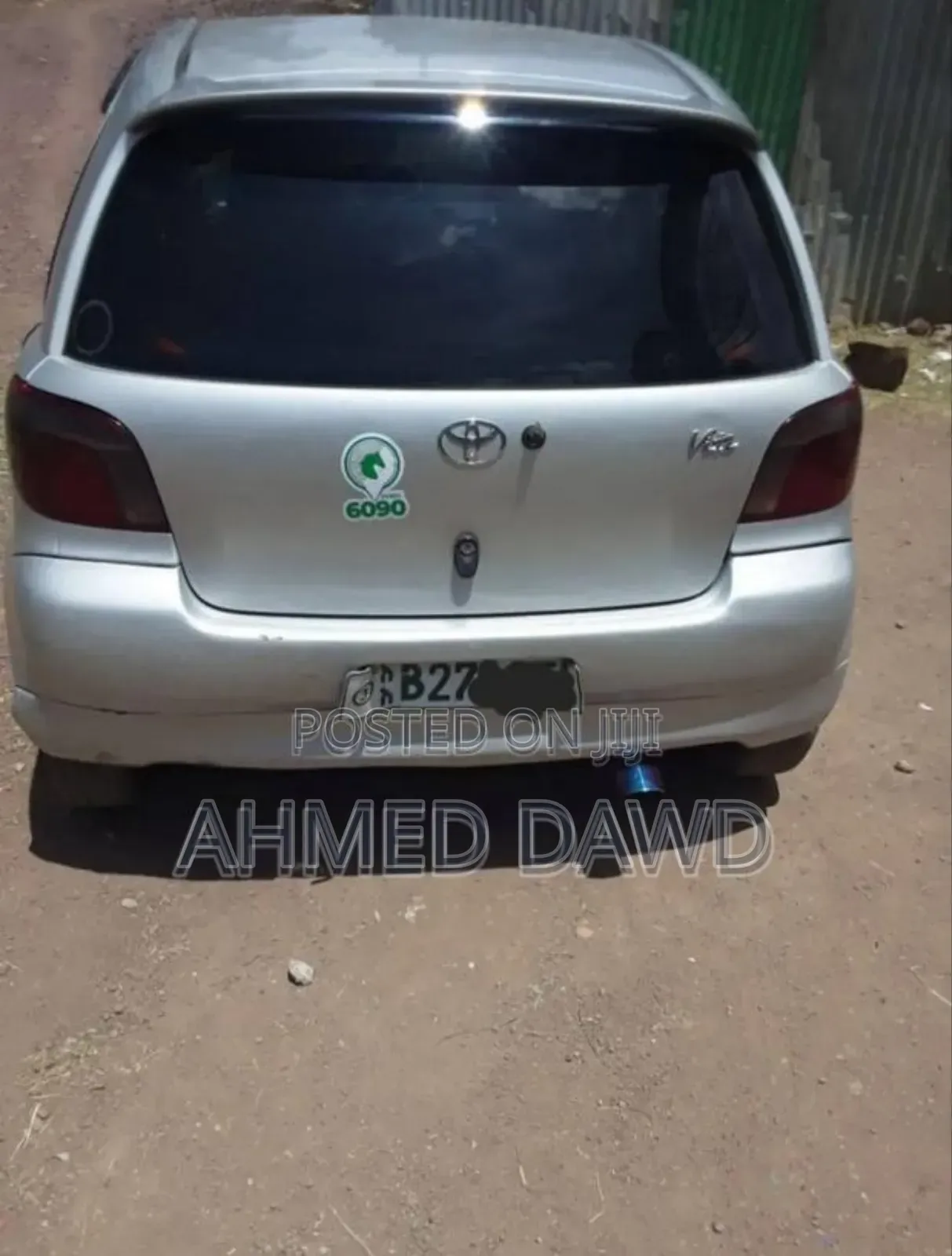 Toyota Vitz 2001 Silver