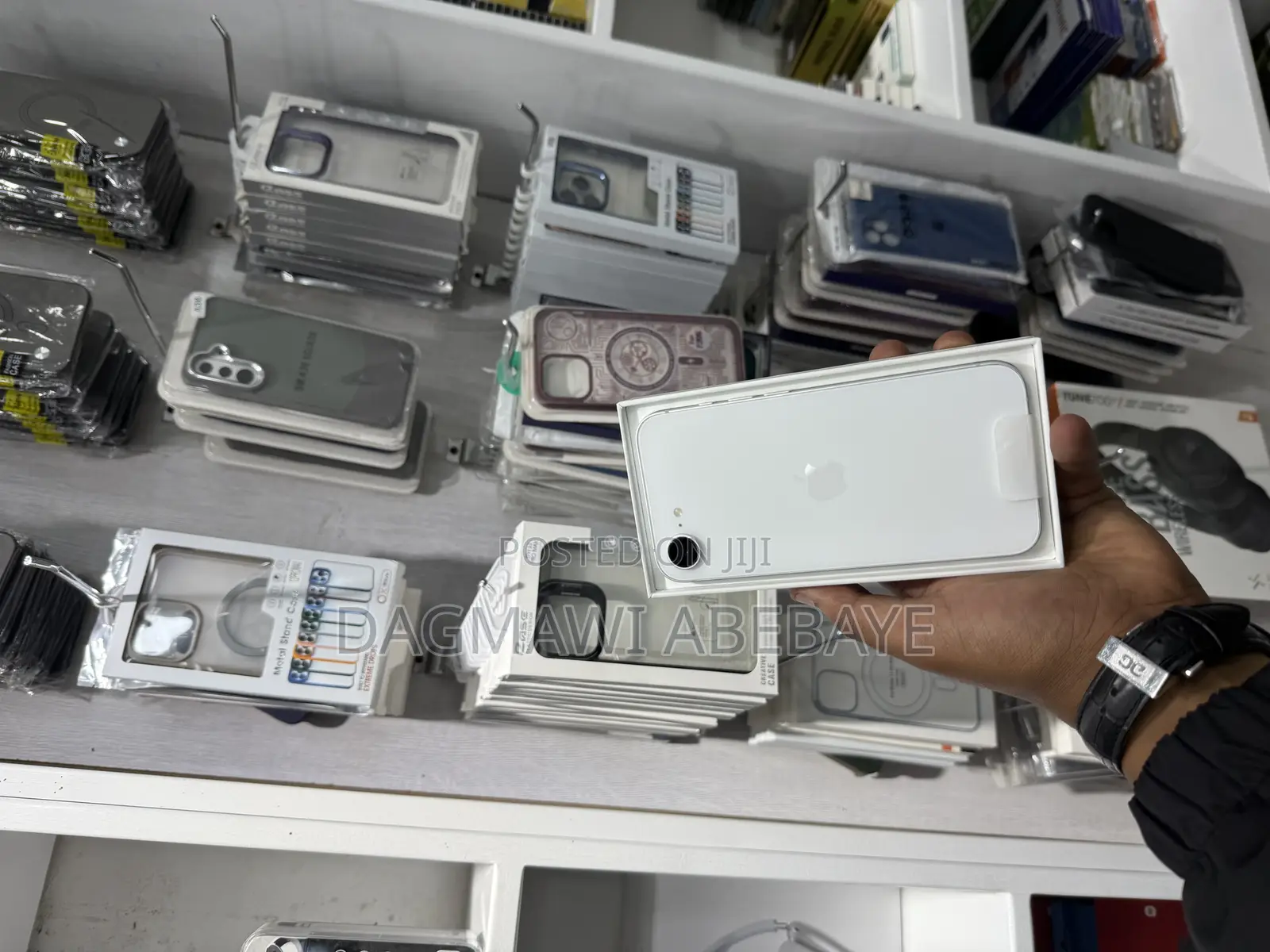 New Apple iPhone 16e 128 GB White