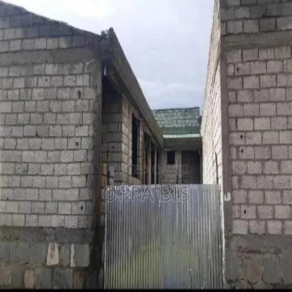 2bdrm House in North Shewa for sale
