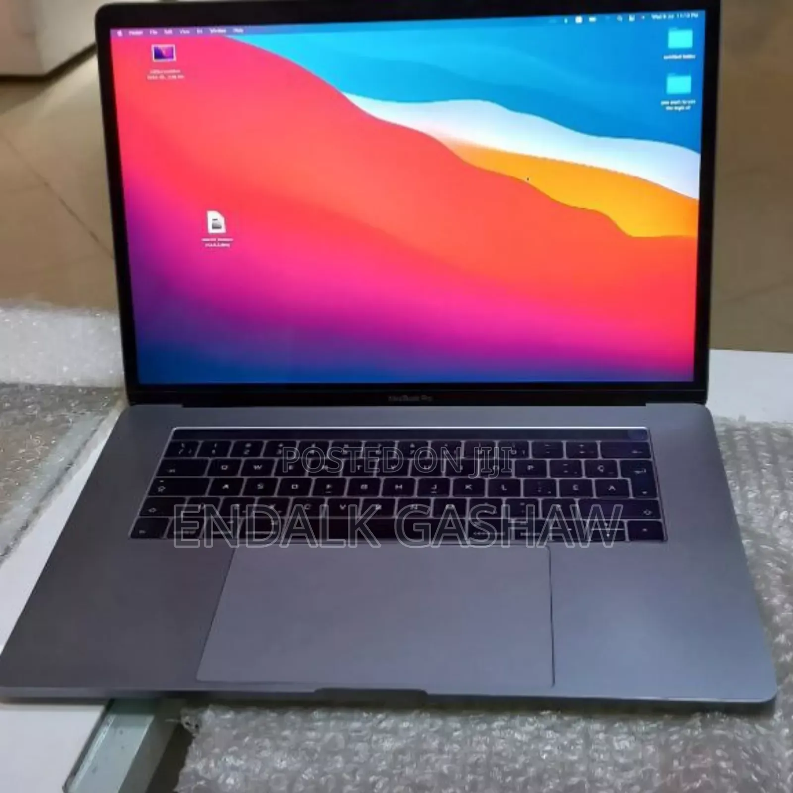 New Laptop Apple MacBook 2016 16GB Intel Core I7 SSD 512GB