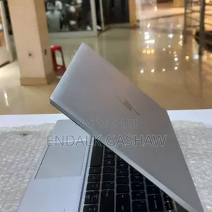 New Laptop HP EliteBook 830 8GB Intel Core I5 SSD 256GB