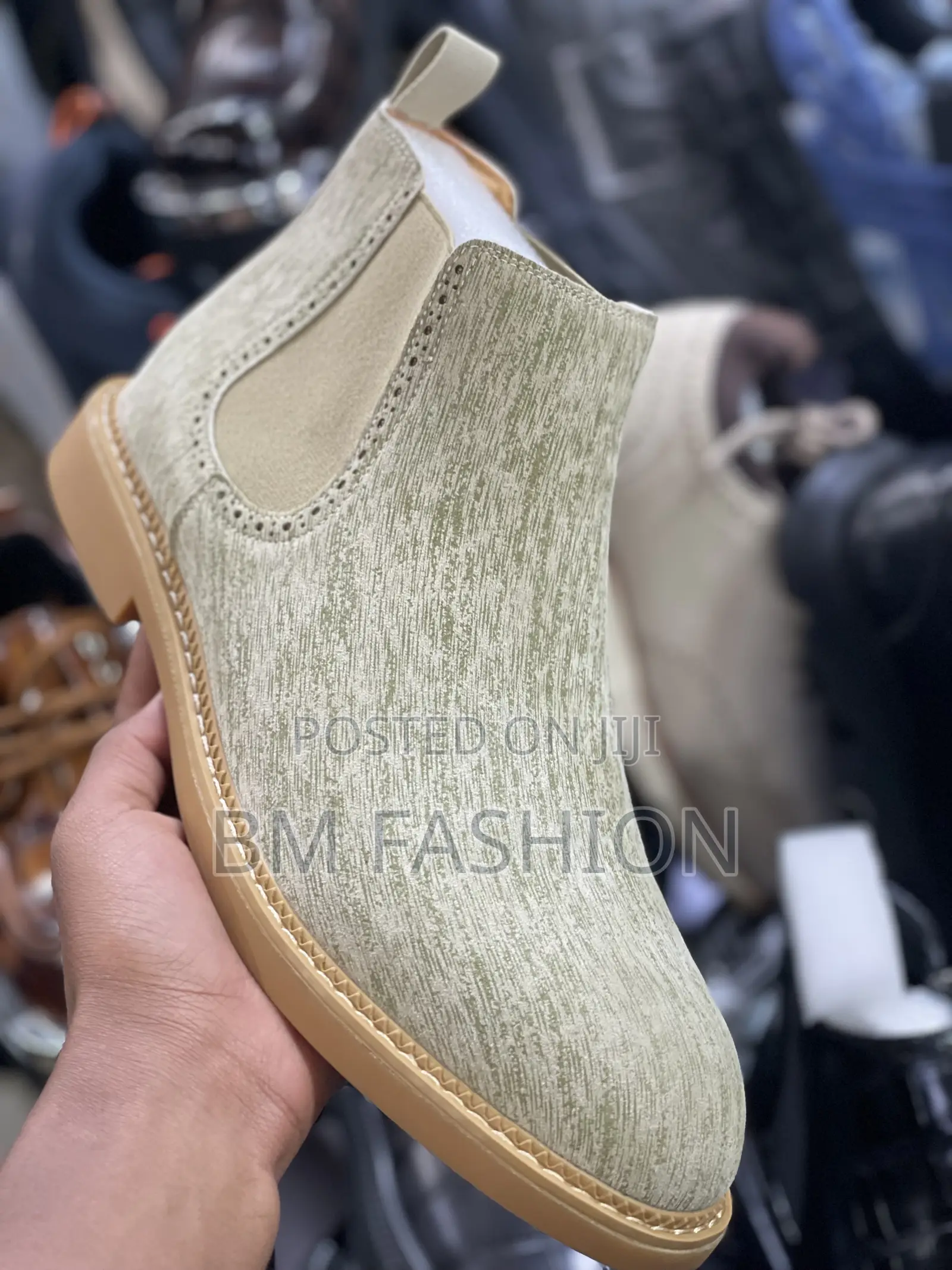 Mono Smooth Suede Men’S Chelsea Boots