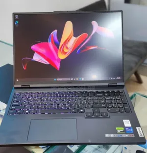 New Laptop Lenovo 16GB Intel Core I7 SSD 1T