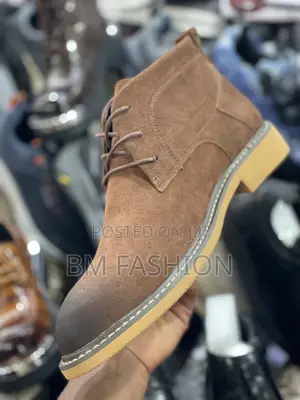 Brown Chelsea Boots With Laces