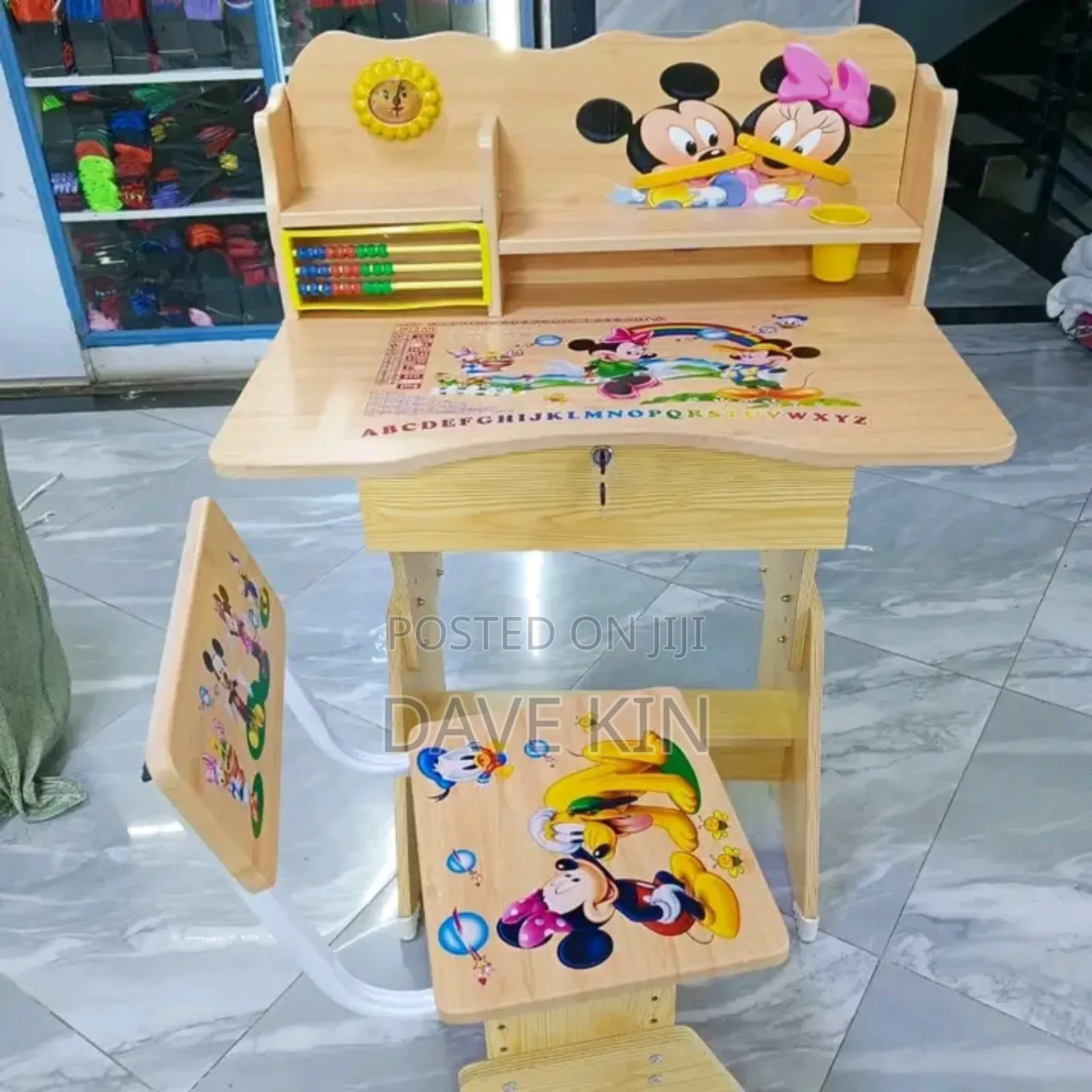 High Quality Kid's Studying Table