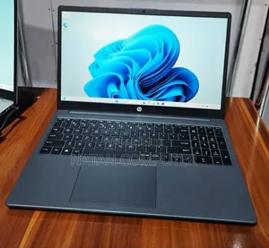 Photo - New Laptop HP Stream Notebook 16GB Intel Core I5 SSD 512GB