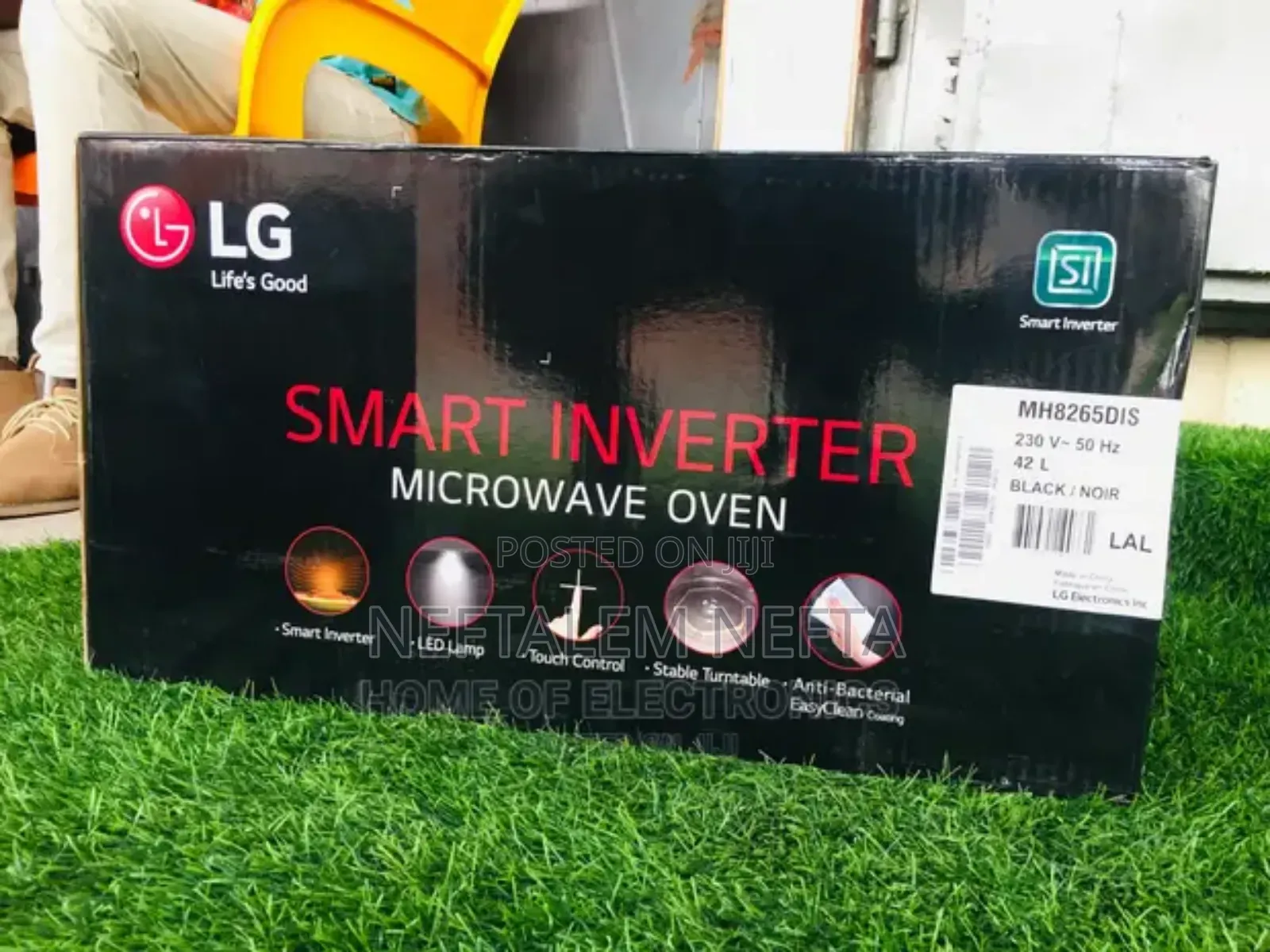 Lg Black Microwave Oven With Grill 42l