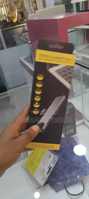 Type -C to HDTV 8 in 1 Adapter