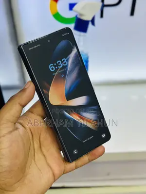 Photo - Samsung Galaxy Z Fold4 256 GB Black