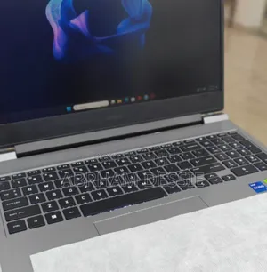 New Laptop HP 32GB Intel Core I7 SSD 1T