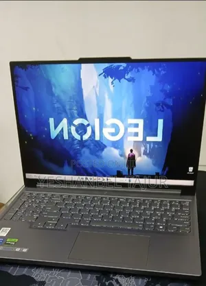New Laptop Lenovo Legion 7 24GB Intel Core I7 SSD 1T