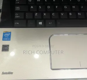 New Laptop Toshiba Satellite C55 8GB AMD Ryzen 5 SSD 1T