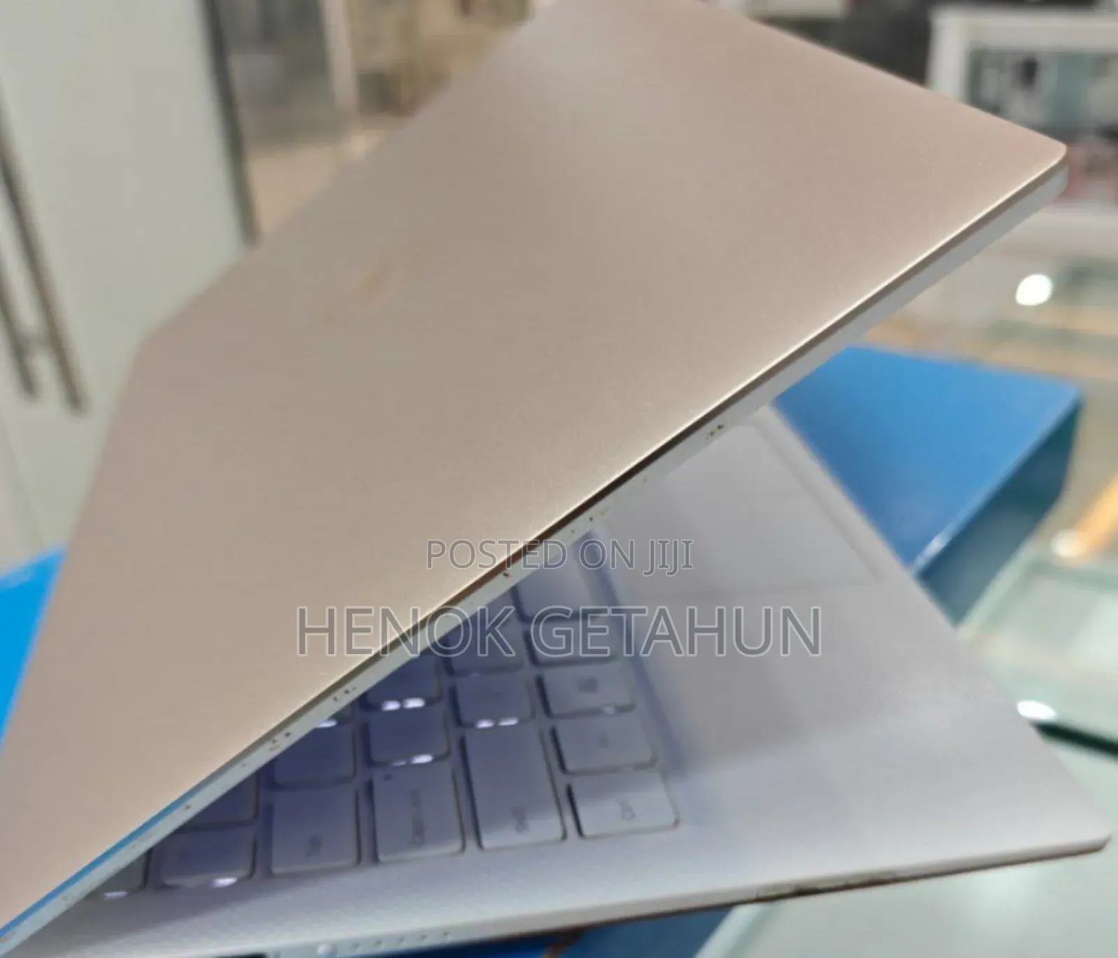 New Laptop Dell XPS 13 8GB Intel Core I7 SSD 512GB