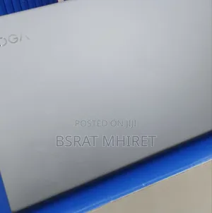 New Laptop Lenovo Yoga 700 16GB AMD Ryzen 7 SSD 1T