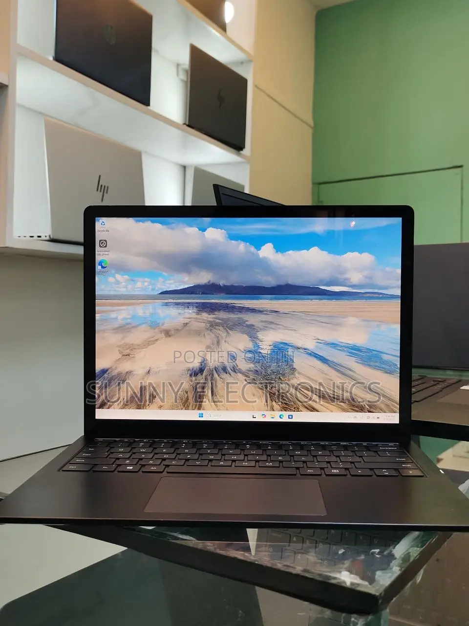 New Laptop Microsoft Surface Book 3 16GB Intel Core I7 SSD 512GB