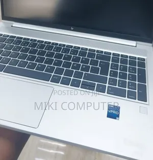 New Laptop HP EliteBook 640 G11 16GB Intel Core I5 SSD 1T