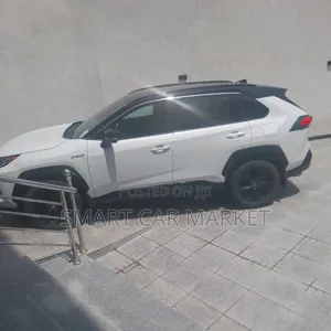 New Toyota RAV4 2024 White