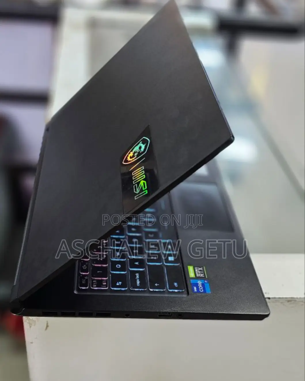 New Laptop MSI Stealth 14 Studio A13VF 16GB Intel Core I7 SSD 1T