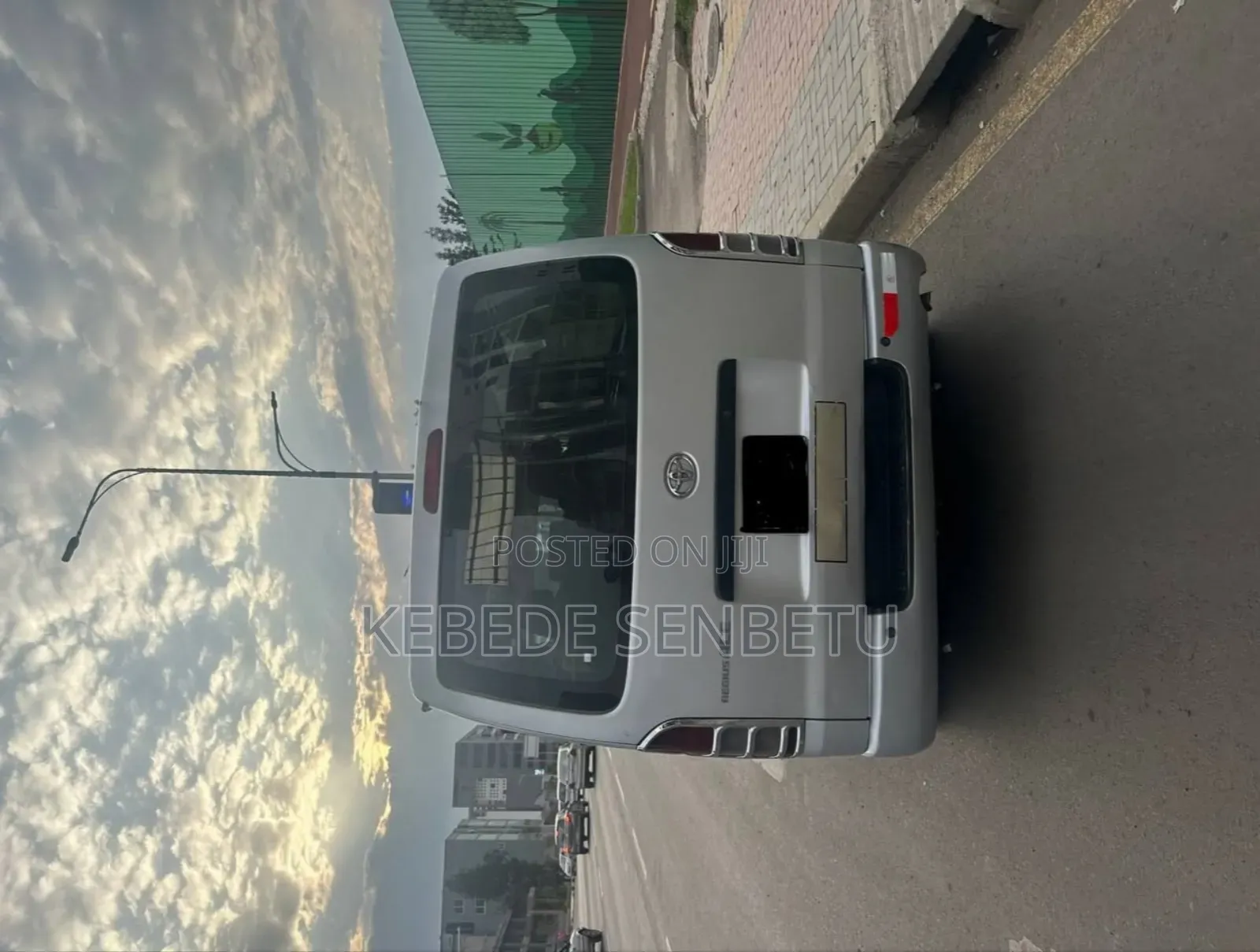 Toyota Grand HiAce 2007 Silver