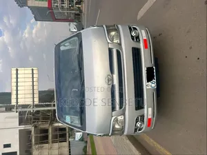 Toyota Grand HiAce 2007 Silver